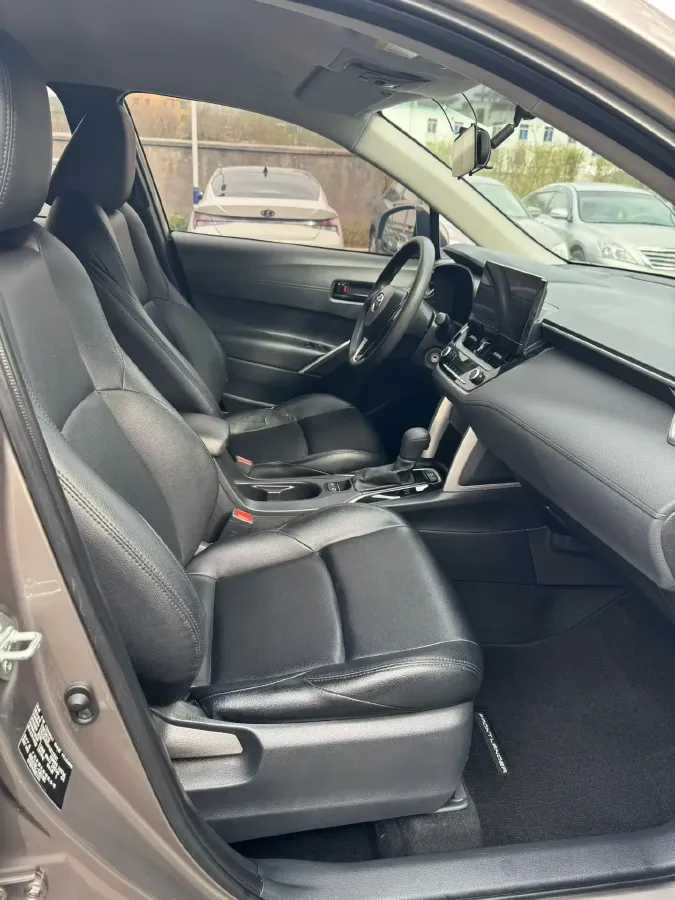 2023 Toyota Frontlander 2.0L 171HP L4 CVT,autocango,china used car exporter,china ev exporter,chinese used car exporter,chinese used ev exporter