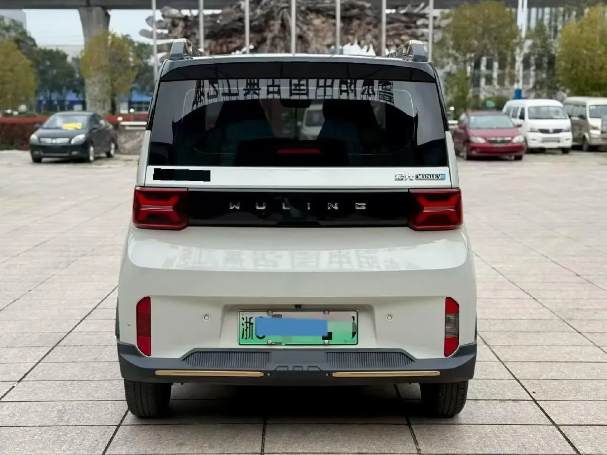 2022 WuLing HongGuang MINI EV BEV 26.5KWH,autocango,china used car exporter,china ev exporter,chinese used car exporter,chinese used ev exporter