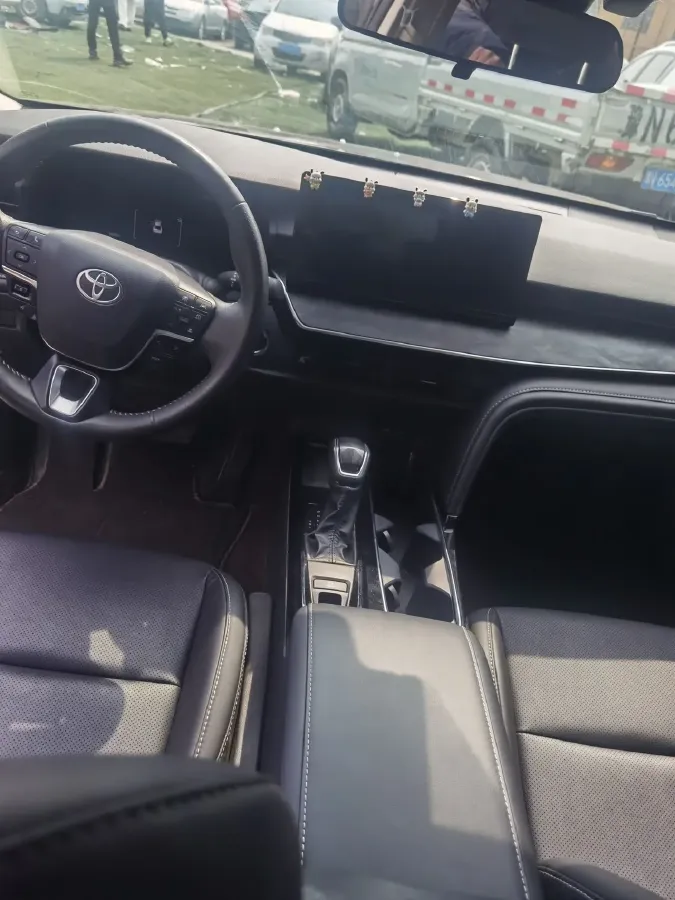 2024 Toyota Camry 2.0L 152HP L4 E-CVT Hybrid,autocango,china used car exporter,china ev exporter,chinese used car exporter,chinese used ev exporter