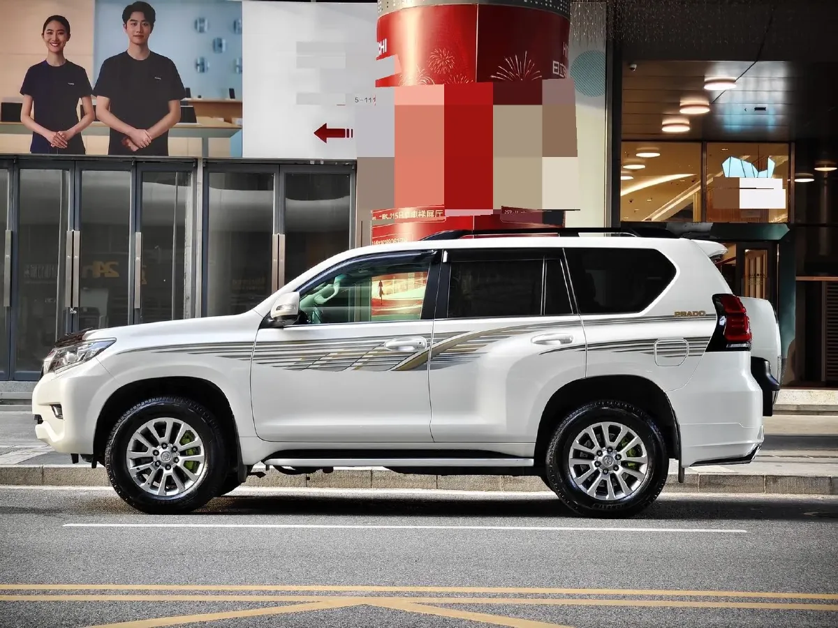 2018 Volvo XC90 2.0T 254HP L4 8AT,autocango,china used car exporter,china ev exporter,chinese used car exporter,chinese used ev exporter