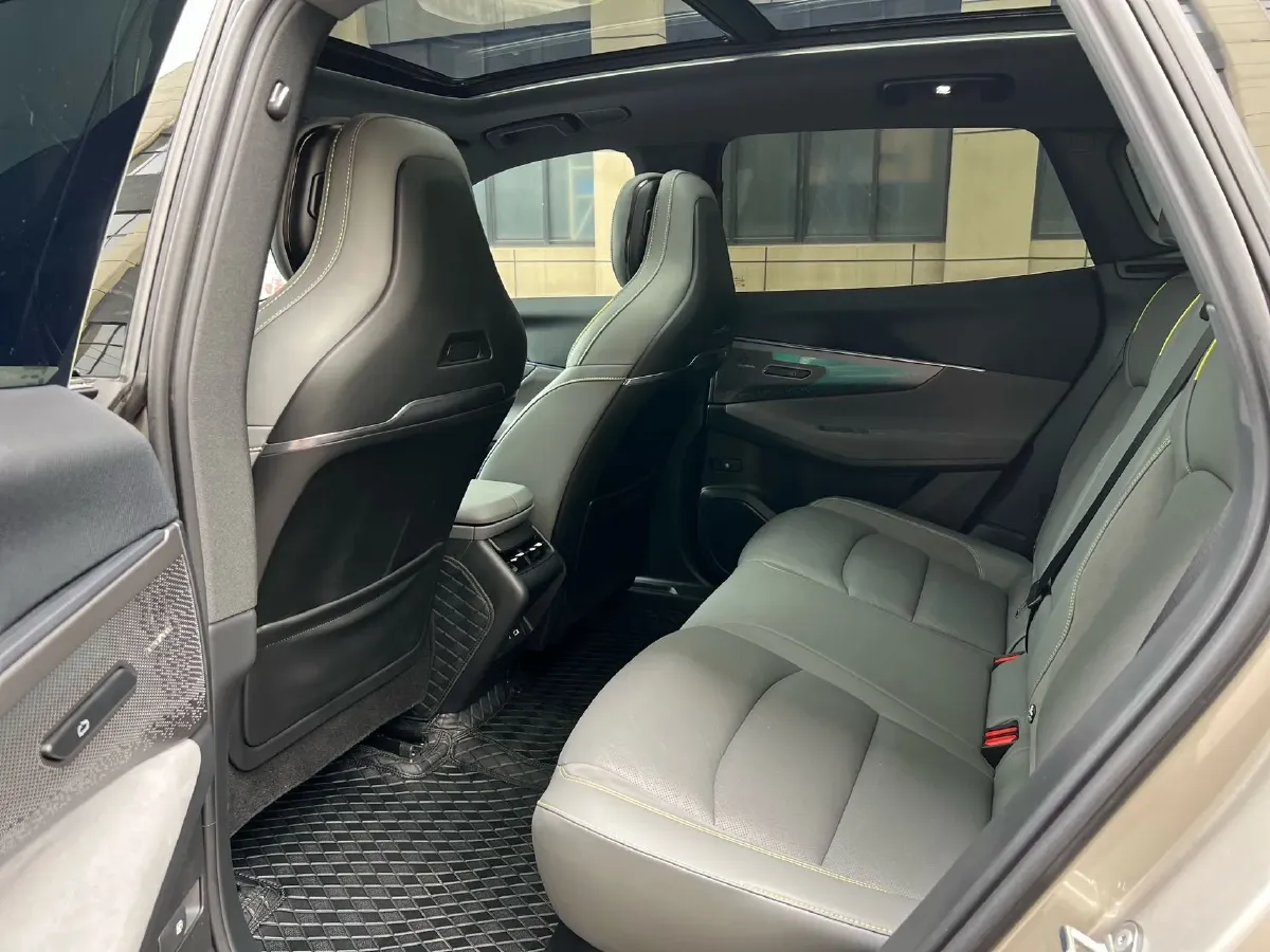 2023 LYNK&CO 08 EM-P 1.5T 163HP L4 3DHT PHEV 21.2KWH,autocango,china used car exporter,china ev exporter,chinese used car exporter,chinese used ev exporter