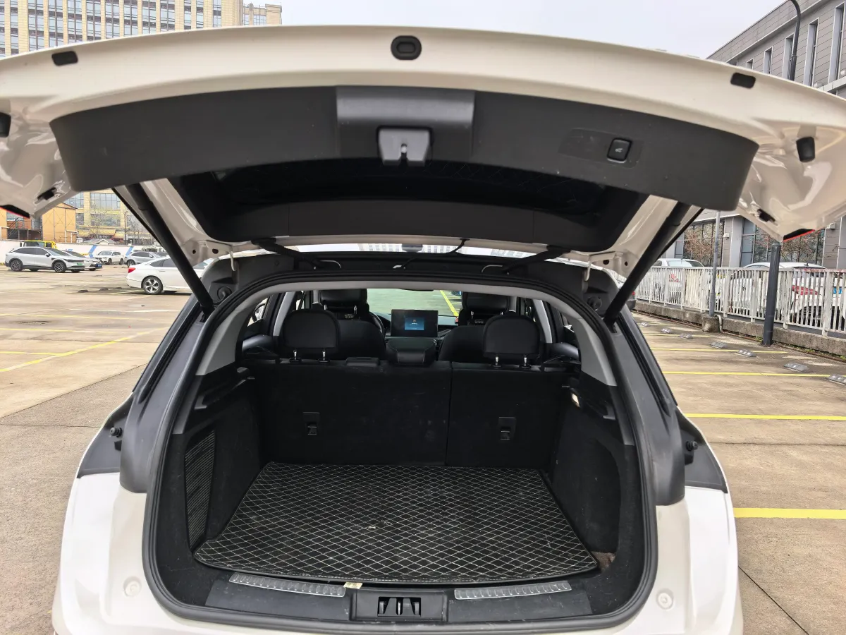 2022 Lincoln Corsair 2.0T 245HP L4 8AT,autocango,china used car exporter,china ev exporter,chinese used car exporter,chinese used ev exporter