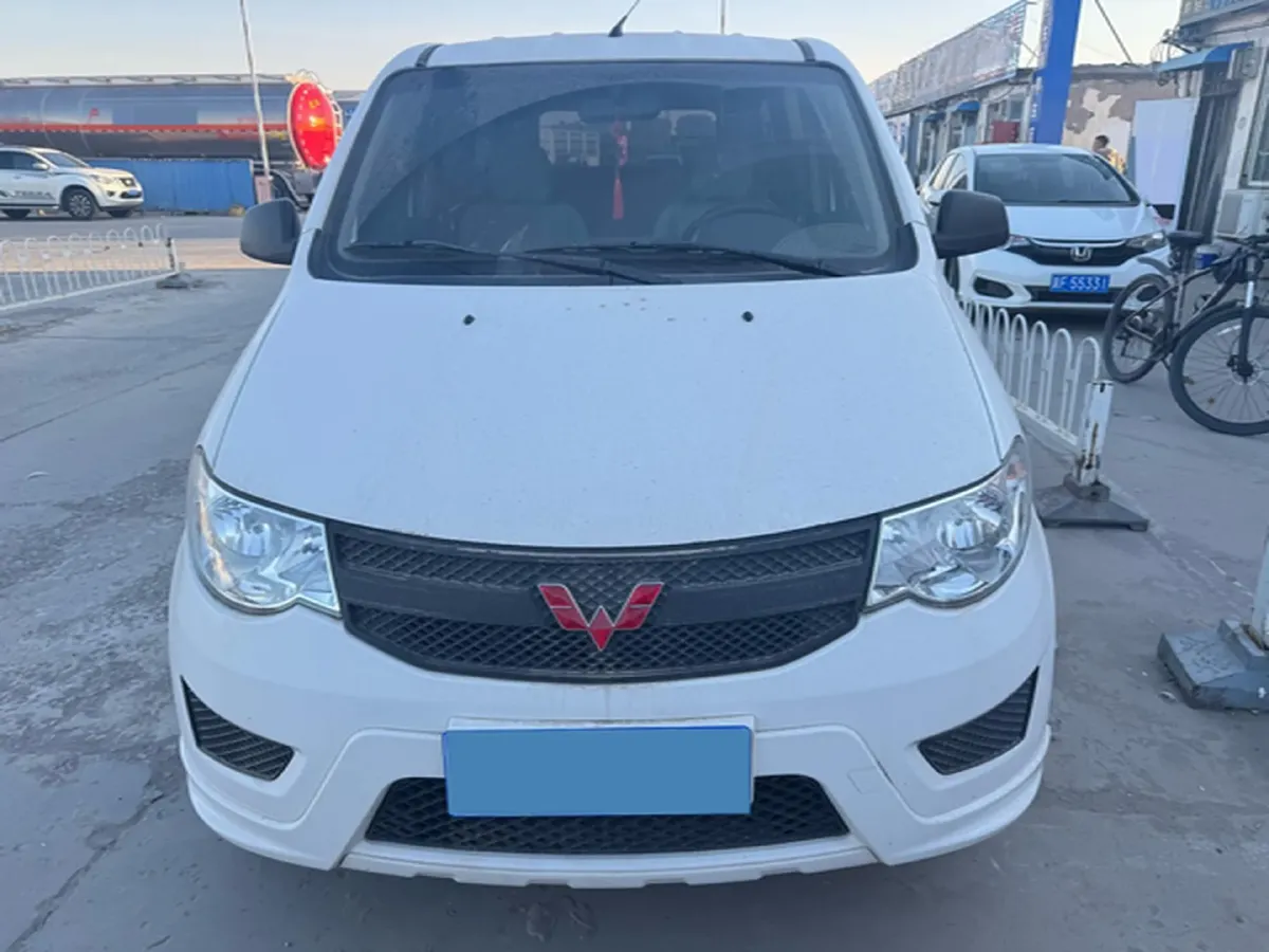 2020 WuLing HongGuang 1.2L 76HP L4 5MT,autocango,china used car exporter,china ev exporter,chinese used car exporter,chinese used ev exporter