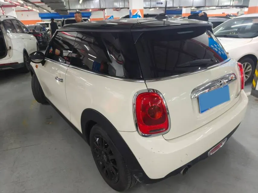 2016 MINI MINI 1.5T 136HP L3 6AT,autocango,china used car exporter,china ev exporter,chinese used car exporter,chinese used ev exporter