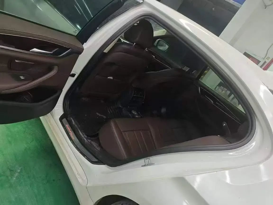 2020 BMW 5 Series 2.0T 184HP L4 8AT,autocango,china used car exporter,china ev exporter,chinese used car exporter,chinese used ev exporter