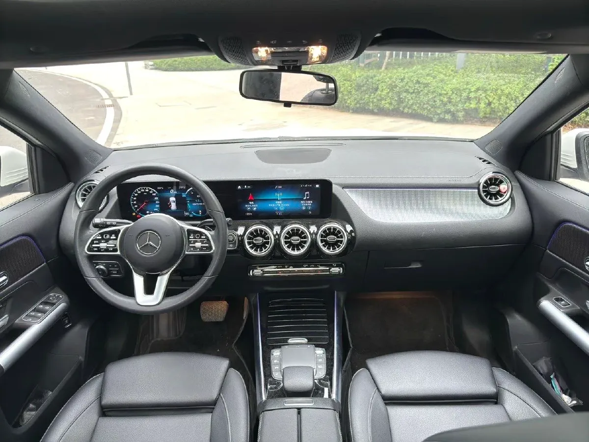 2020 Mercedes-Benz GLA Class 1.3T 163HP L4 7DCT,autocango,china used car exporter,china ev exporter,chinese used car exporter,chinese used ev exporter