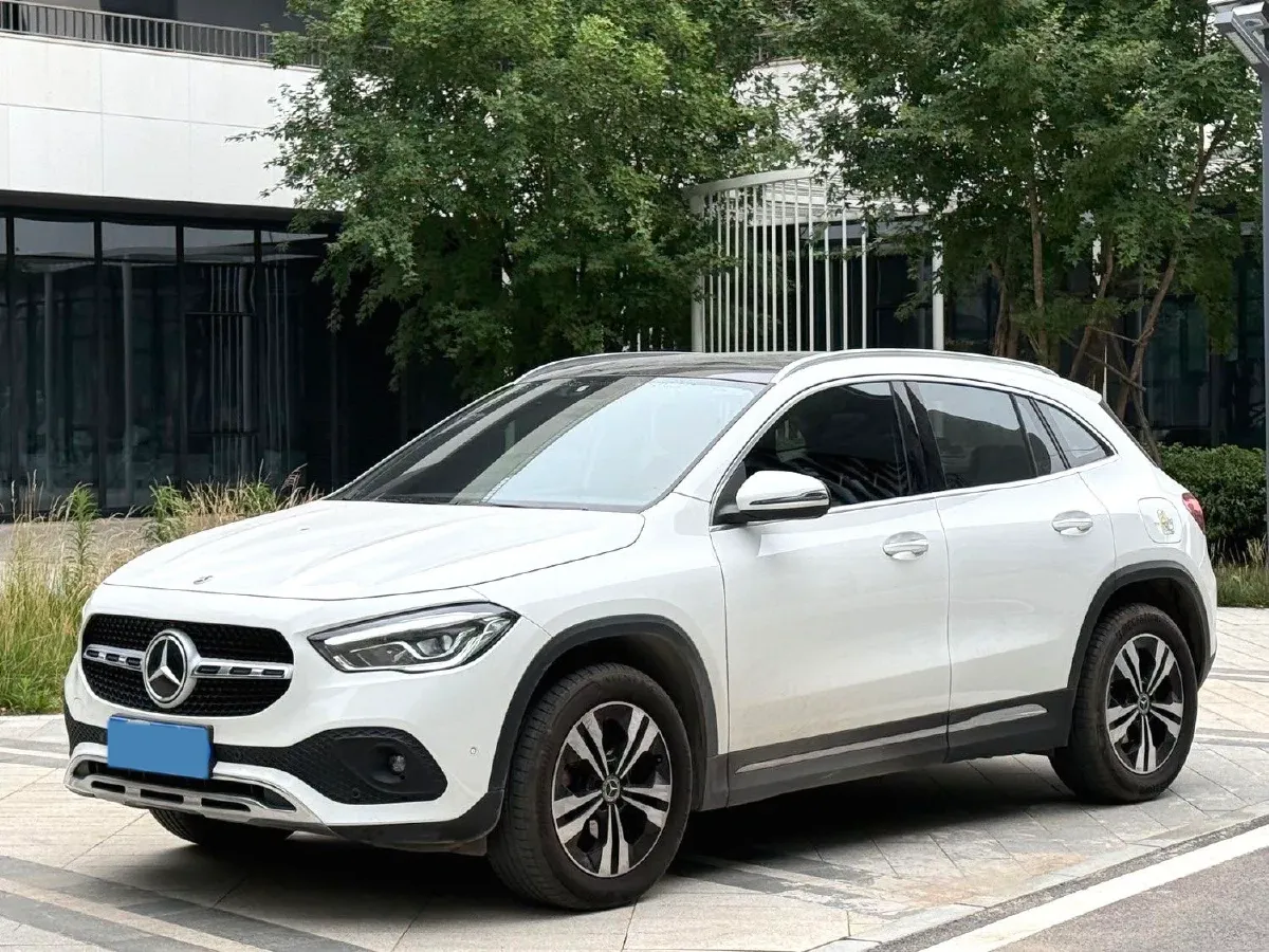2020 Mercedes-Benz GLA Class 1.3T 163HP L4 7DCT,autocango,china used car exporter,china ev exporter,chinese used car exporter,chinese used ev exporter