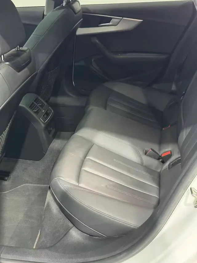 2021 Audi A5 2.0T 204HP L4 7DCT,autocango,china used car exporter,china ev exporter,chinese used car exporter,chinese used ev exporter