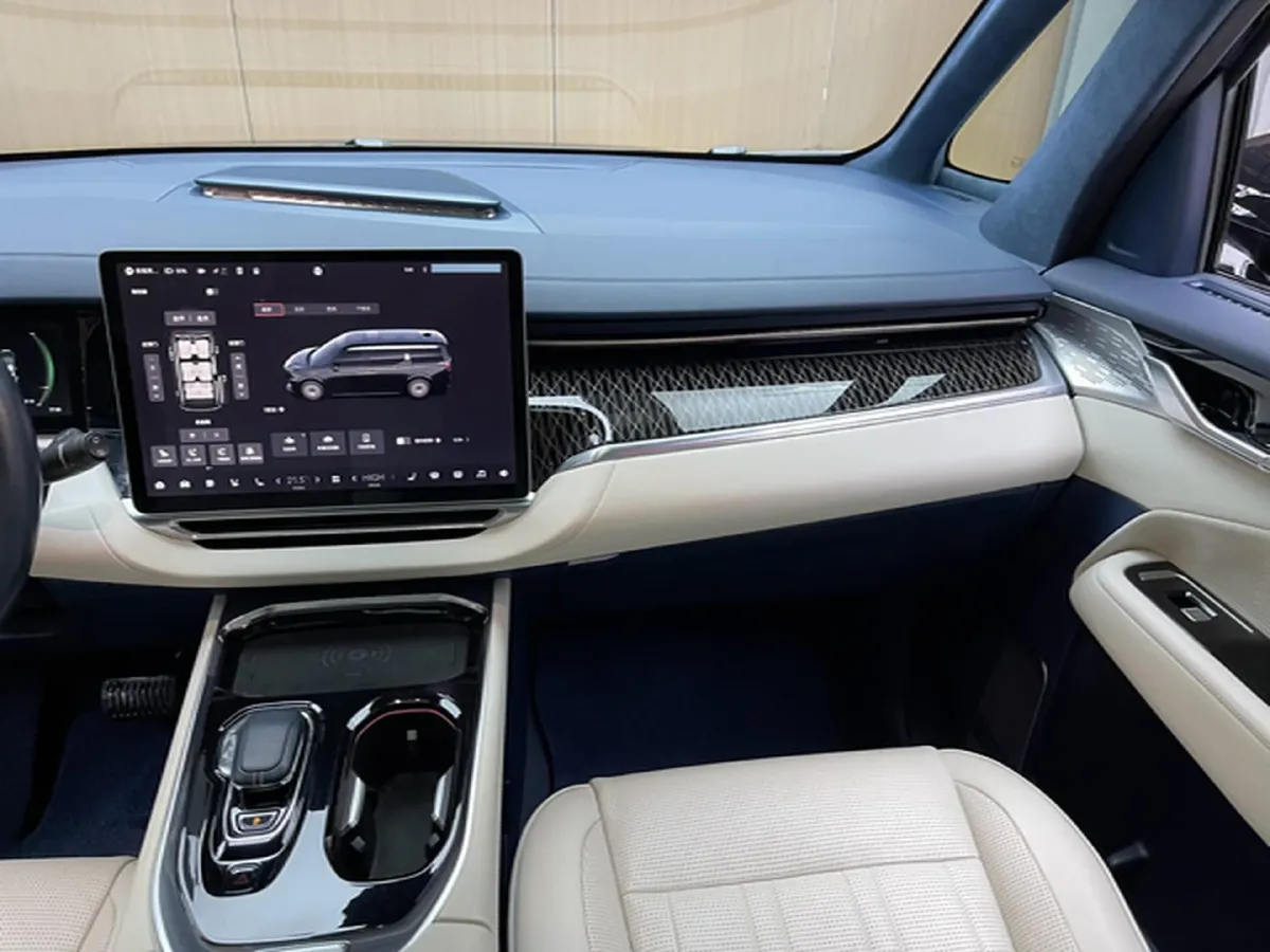 2022 Zeekr 009 BEV 116KWH,autocango,china used car exporter,china ev exporter,chinese used car exporter,chinese used ev exporter