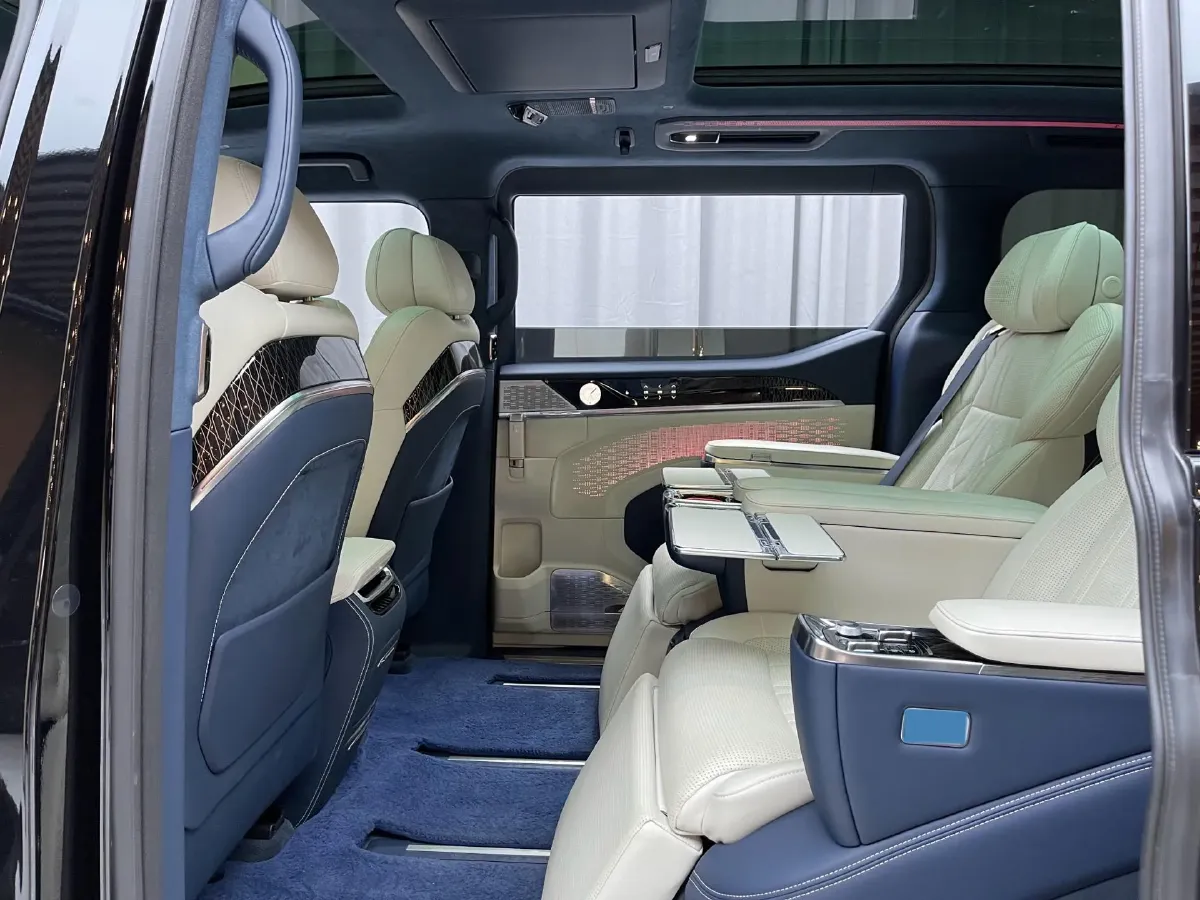 2022 Zeekr 009 BEV 116KWH,autocango,china used car exporter,china ev exporter,chinese used car exporter,chinese used ev exporter