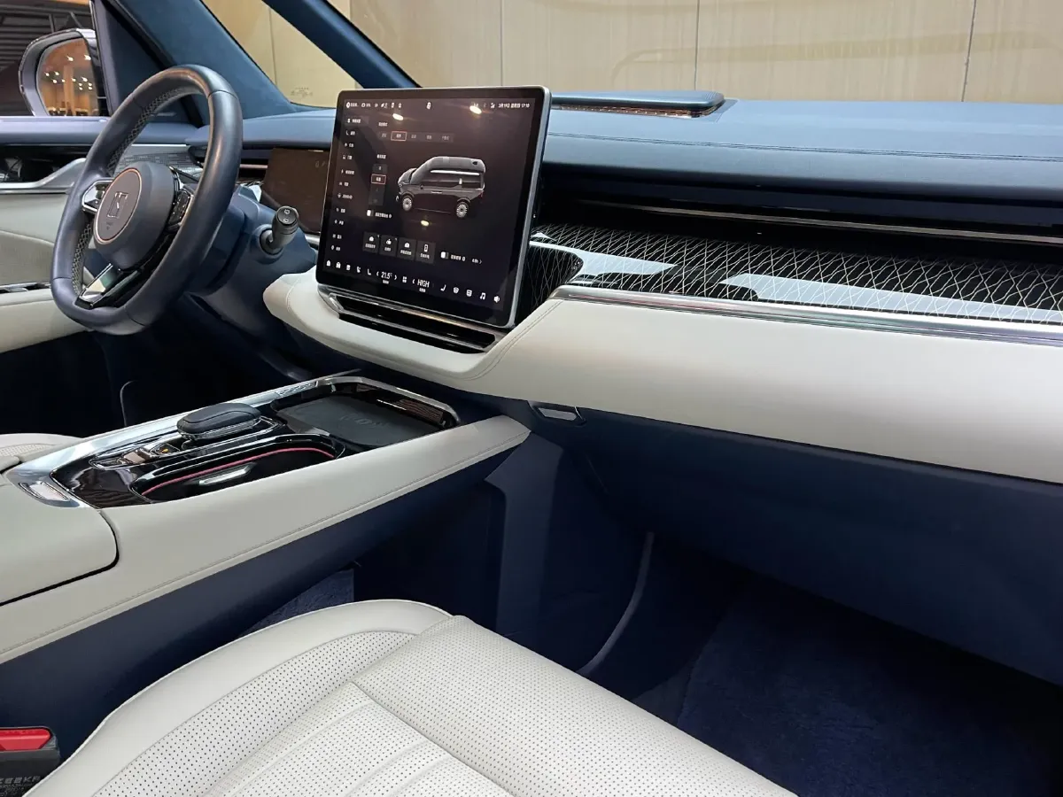 2022 Zeekr 009 BEV 116KWH,autocango,china used car exporter,china ev exporter,chinese used car exporter,chinese used ev exporter