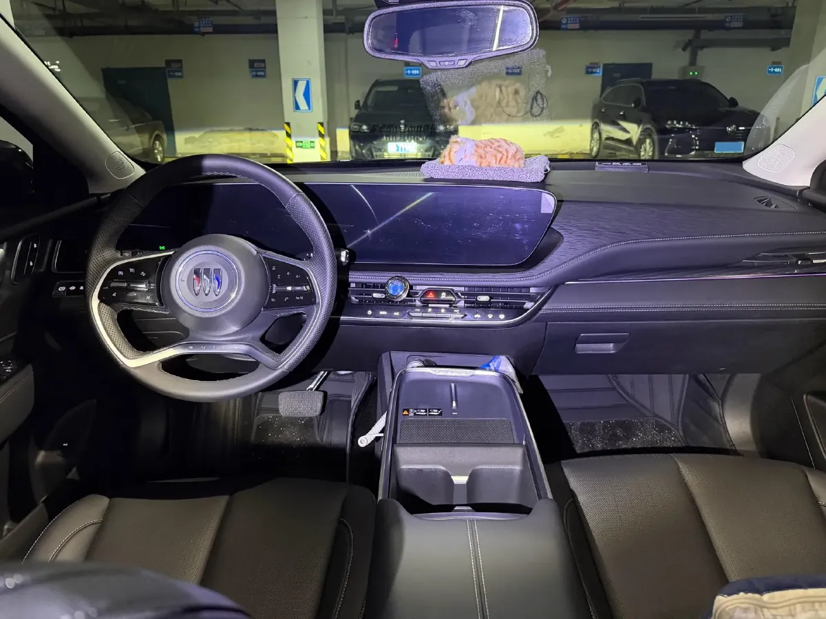 2025 Buick Larcosse 2.0T 237HP L4 9AT,autocango,china used car exporter,china ev exporter,chinese used car exporter,chinese used ev exporter