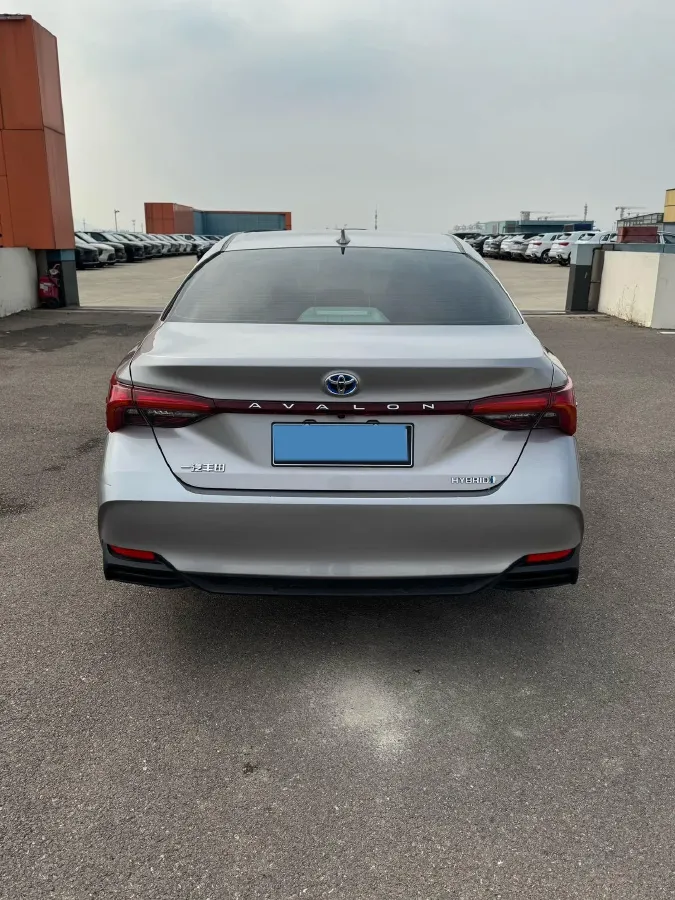 2022 Toyota Avalon 2.5L 178HP L4 E-CVT Hybrid,autocango,china used car exporter,china ev exporter,chinese used car exporter,chinese used ev exporter