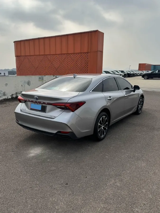 2022 Toyota Avalon 2.5L 178HP L4 E-CVT Hybrid,autocango,china used car exporter,china ev exporter,chinese used car exporter,chinese used ev exporter
