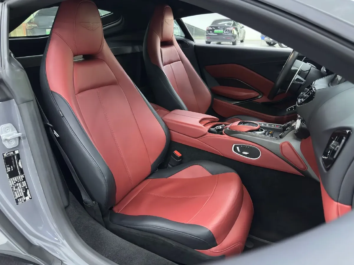 2022 BMW X7 4.4T 530HP V8 8AT,autocango,china used car exporter,china ev exporter,chinese used car exporter,chinese used ev exporter