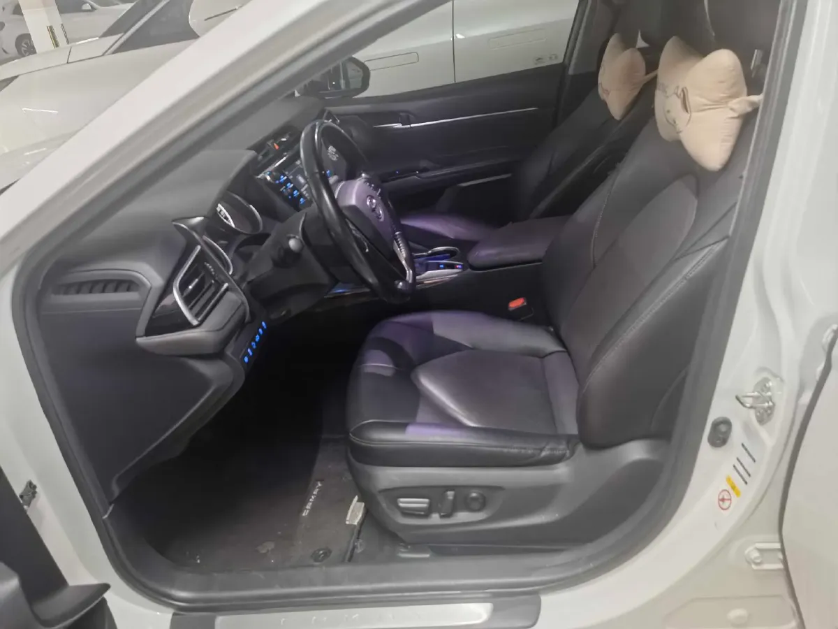 2018 Toyota Camry 2.0L 169HP L4 6AT,autocango,china used car exporter,china ev exporter,chinese used car exporter,chinese used ev exporter