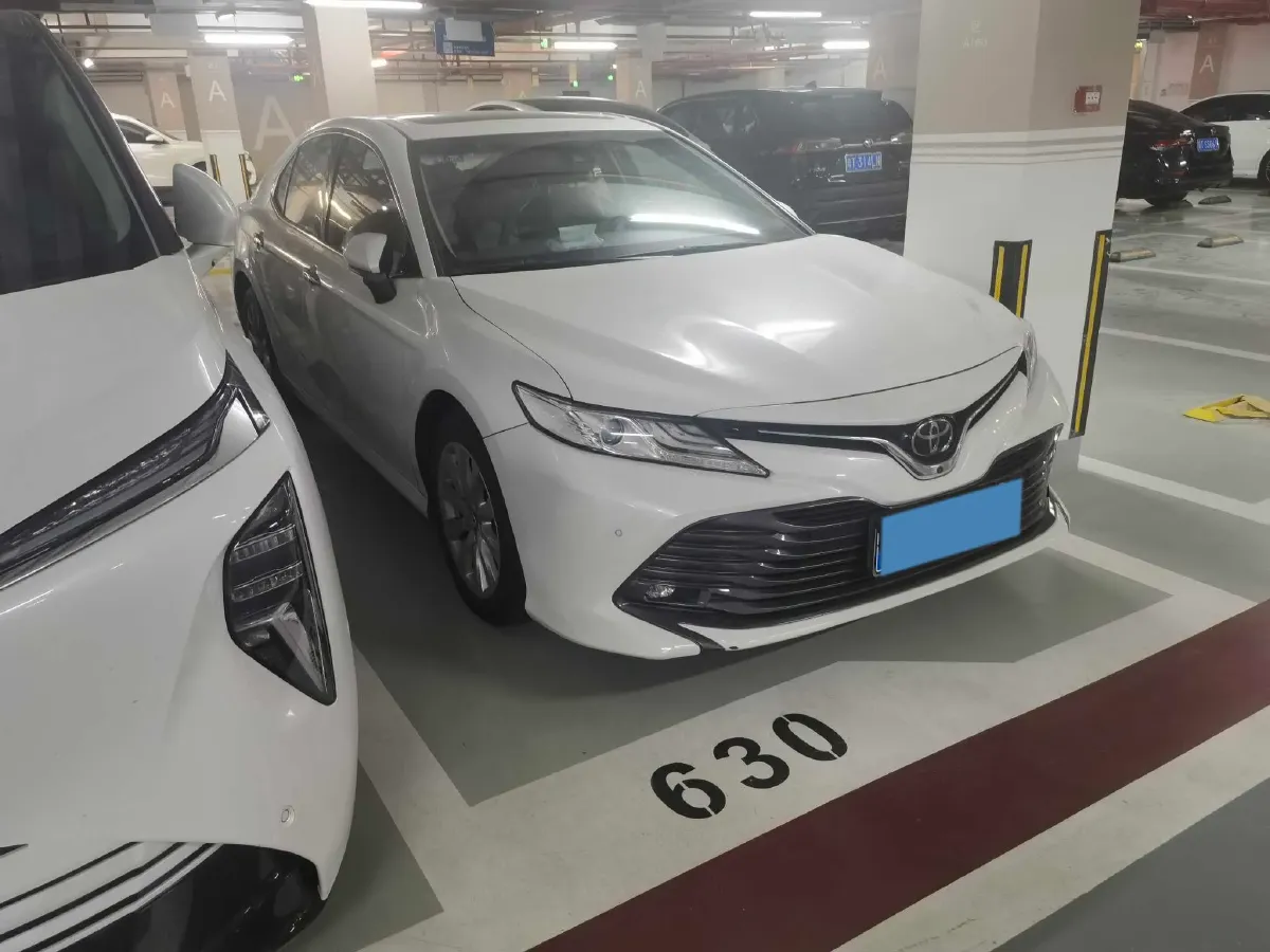 2018 Toyota Camry 2.0L 169HP L4 6AT,autocango,china used car exporter,china ev exporter,chinese used car exporter,chinese used ev exporter