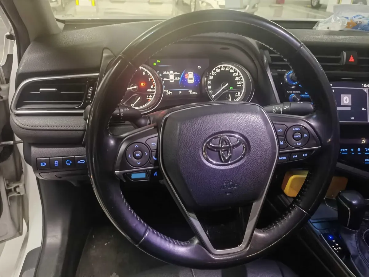 2018 Toyota Camry 2.0L 169HP L4 6AT,autocango,china used car exporter,china ev exporter,chinese used car exporter,chinese used ev exporter