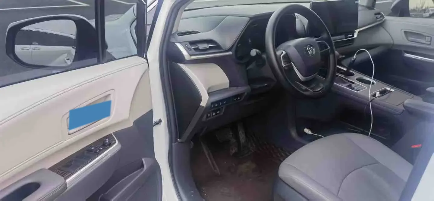 2023 Toyota Granvia 2.5L 189HP L4 E-CVT Hybrid,autocango,china used car exporter,china ev exporter,chinese used car exporter,chinese used ev exporter