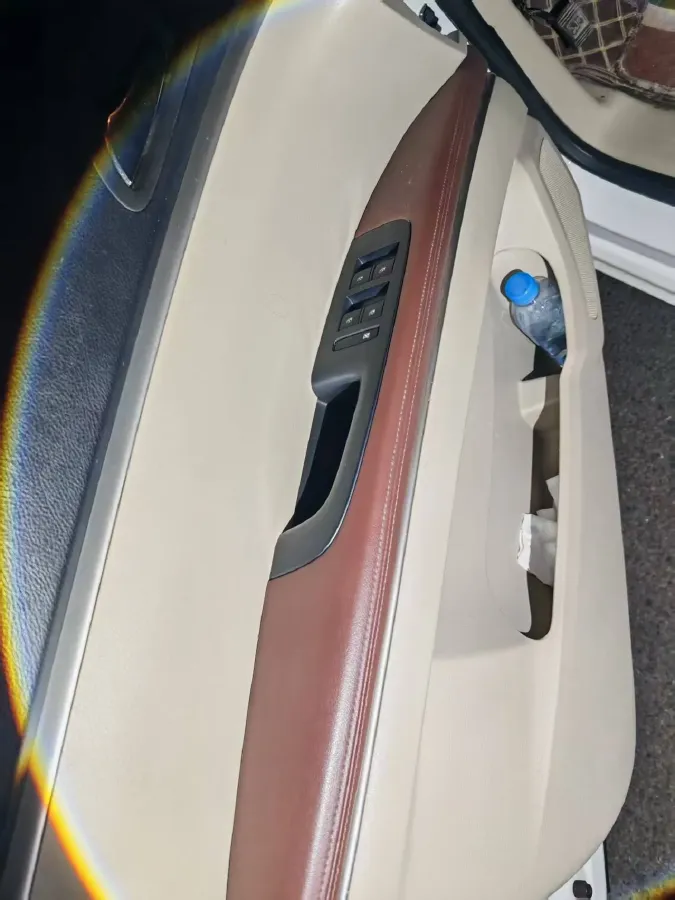 2018 Buick GL8 2.0T 260HP L4 6AT,autocango,china used car exporter,china ev exporter,chinese used car exporter,chinese used ev exporter