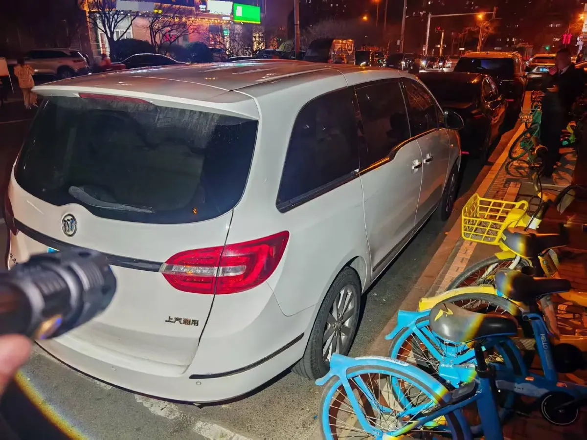 2018 Buick GL8 2.0T 260HP L4 6AT,autocango,china used car exporter,china ev exporter,chinese used car exporter,chinese used ev exporter