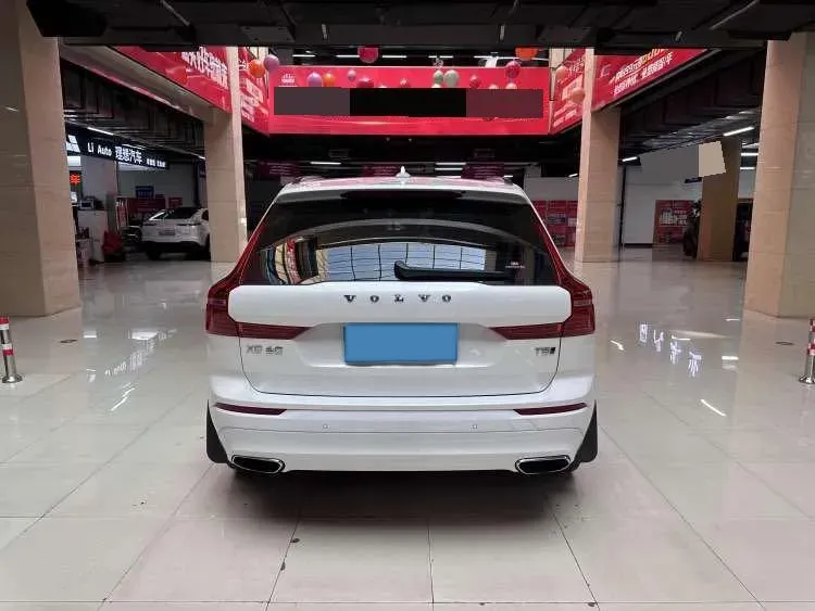 2018 Volvo XC60 2.0T 254HP L4 8AT,autocango,china used car exporter,china ev exporter,chinese used car exporter,chinese used ev exporter