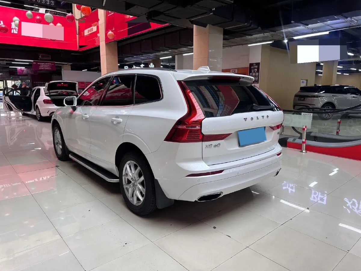2018 Volvo XC60 2.0T 254HP L4 8AT,autocango,china used car exporter,china ev exporter,chinese used car exporter,chinese used ev exporter