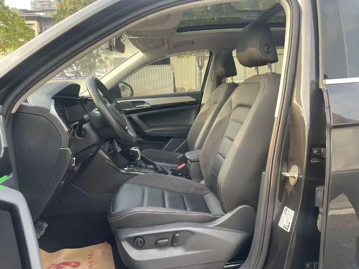 2022 Volkswagen Tayron 2.0T 186HP L4 7DCT,autocango,china used car exporter,china ev exporter,chinese used car exporter,chinese used ev exporter