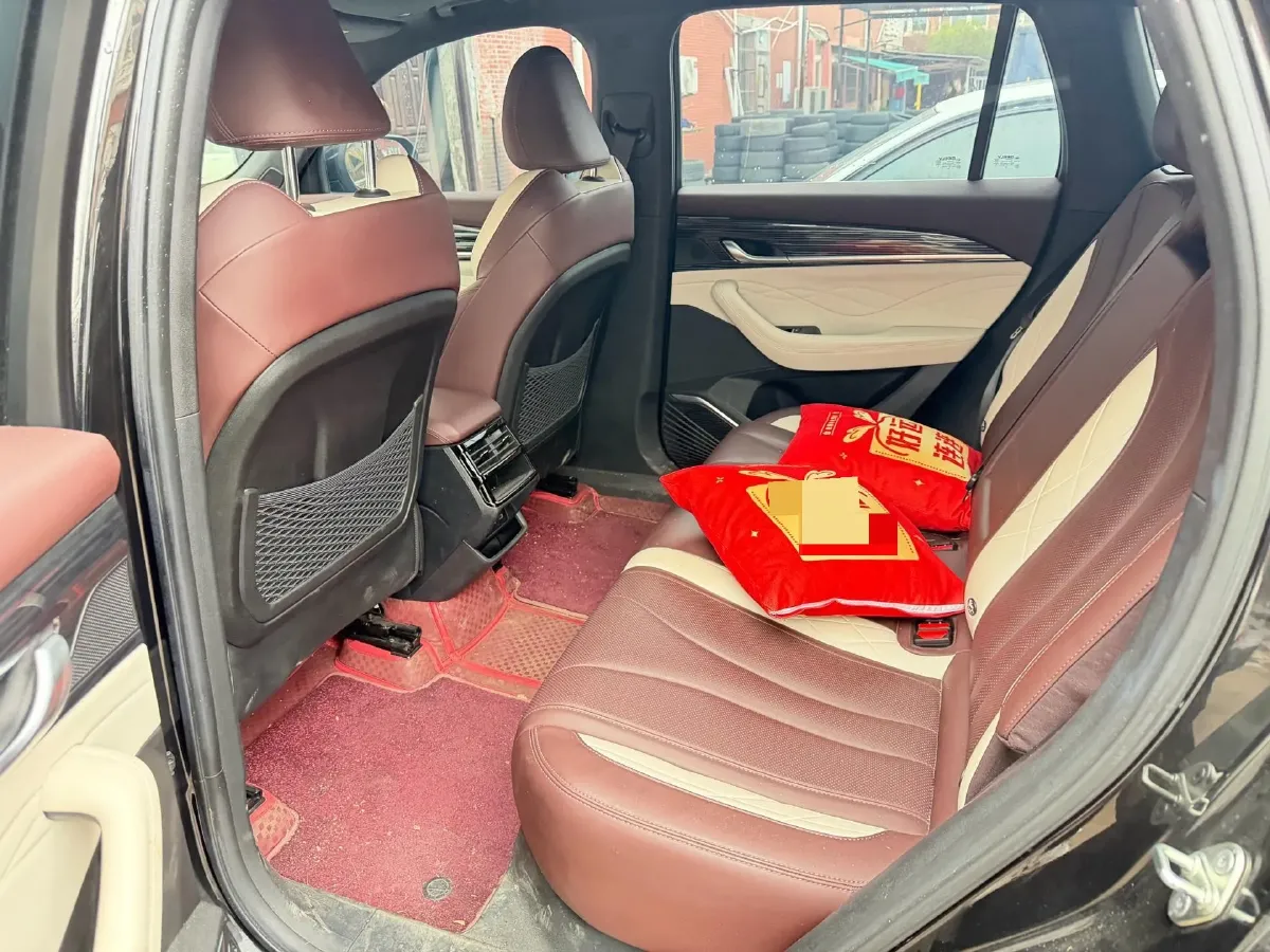 2024 Geely Monjaro 2.0T 238HP L4 8AT,autocango,china used car exporter,china ev exporter,chinese used car exporter,chinese used ev exporter