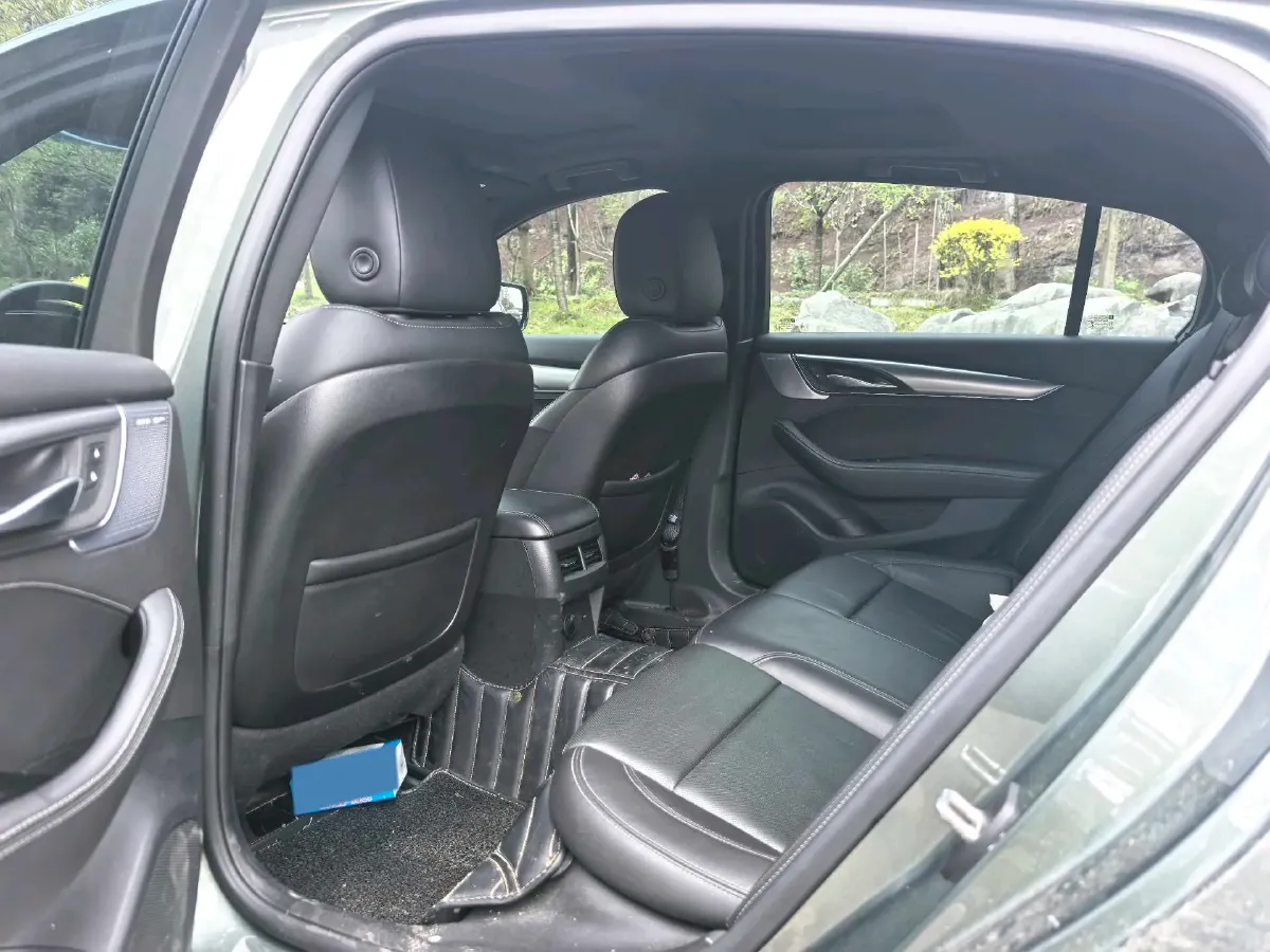 2024 Cadillac CT5 2.0T 237HP L4 10AT,autocango,china used car exporter,china ev exporter,chinese used car exporter,chinese used ev exporter