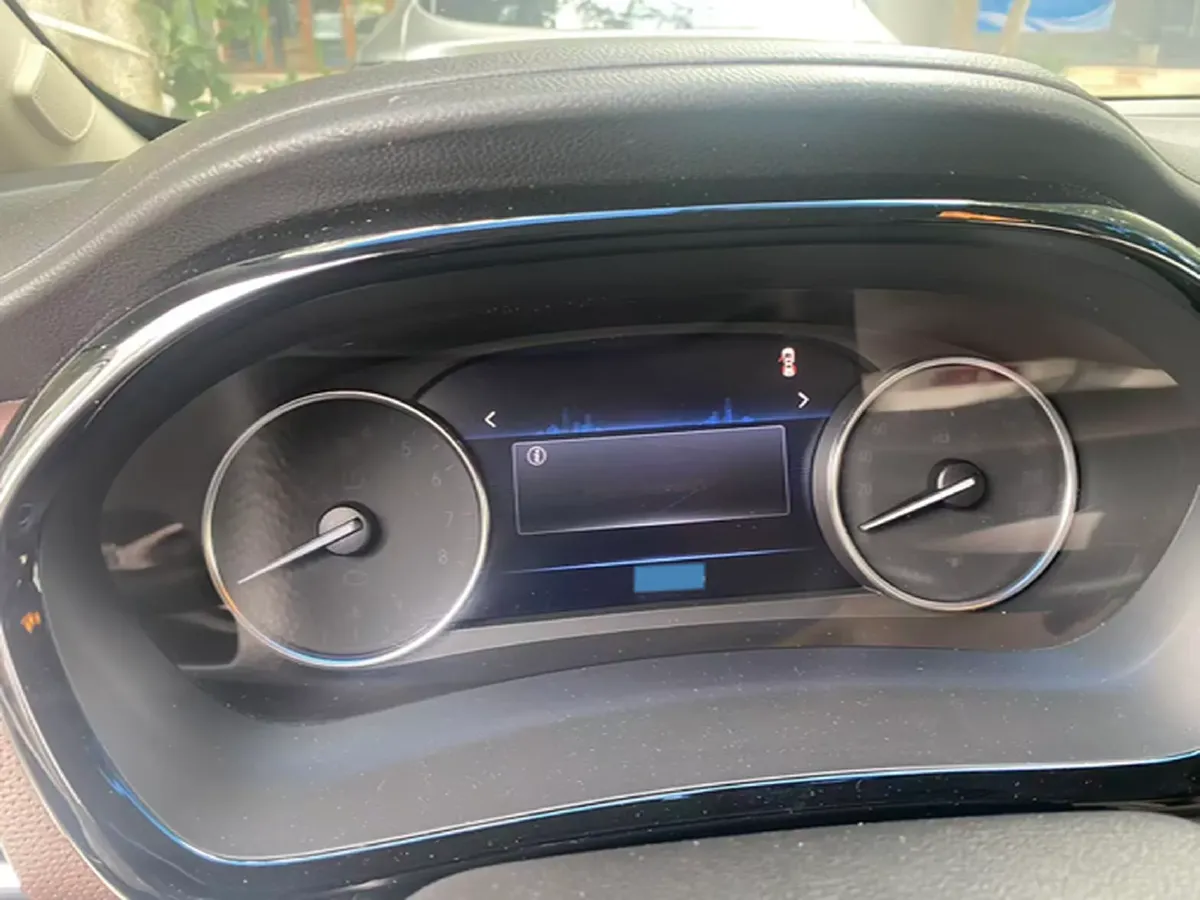 2022 Buick GL8 2.0T 237HP L4 9AT,autocango,china used car exporter,china ev exporter,chinese used car exporter,chinese used ev exporter