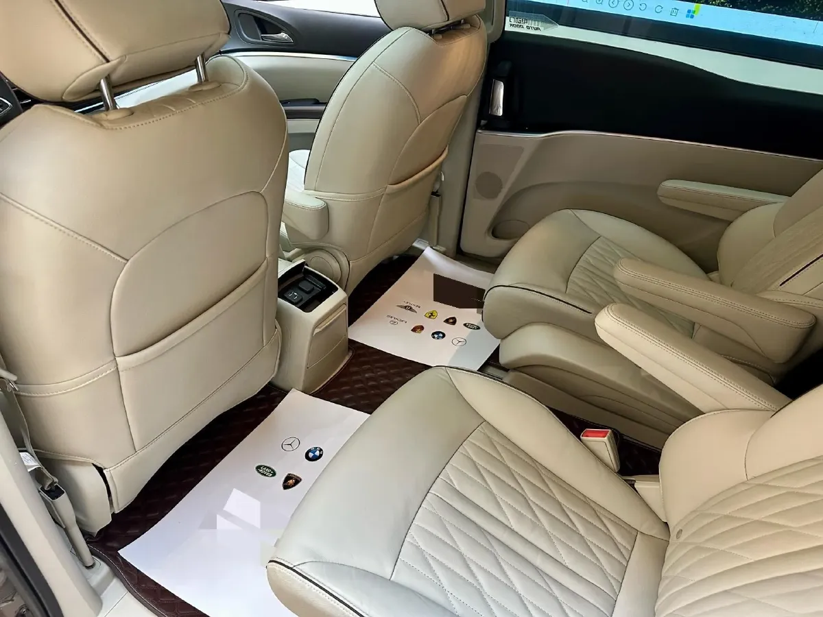 2022 Buick GL8 2.0T 237HP L4 9AT,autocango,china used car exporter,china ev exporter,chinese used car exporter,chinese used ev exporter