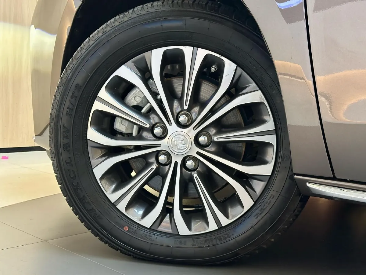 2022 Buick GL8 2.0T 237HP L4 9AT,autocango,china used car exporter,china ev exporter,chinese used car exporter,chinese used ev exporter