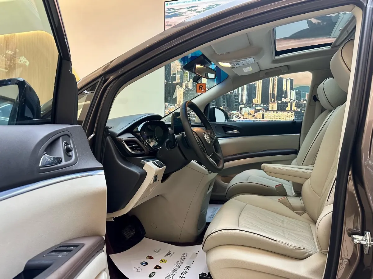 2022 Buick GL8 2.0T 237HP L4 9AT,autocango,china used car exporter,china ev exporter,chinese used car exporter,chinese used ev exporter