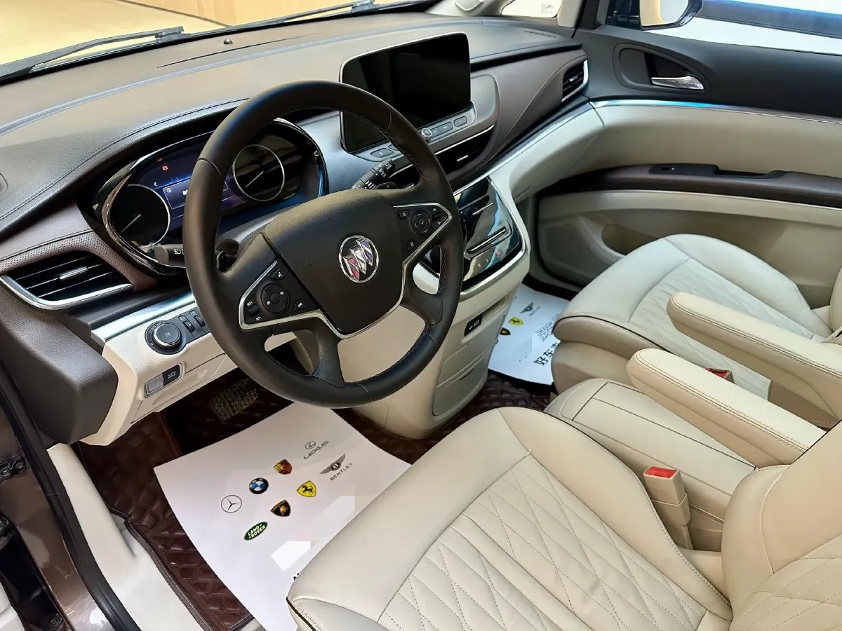 2022 Buick GL8 2.0T 237HP L4 9AT,autocango,china used car exporter,china ev exporter,chinese used car exporter,chinese used ev exporter