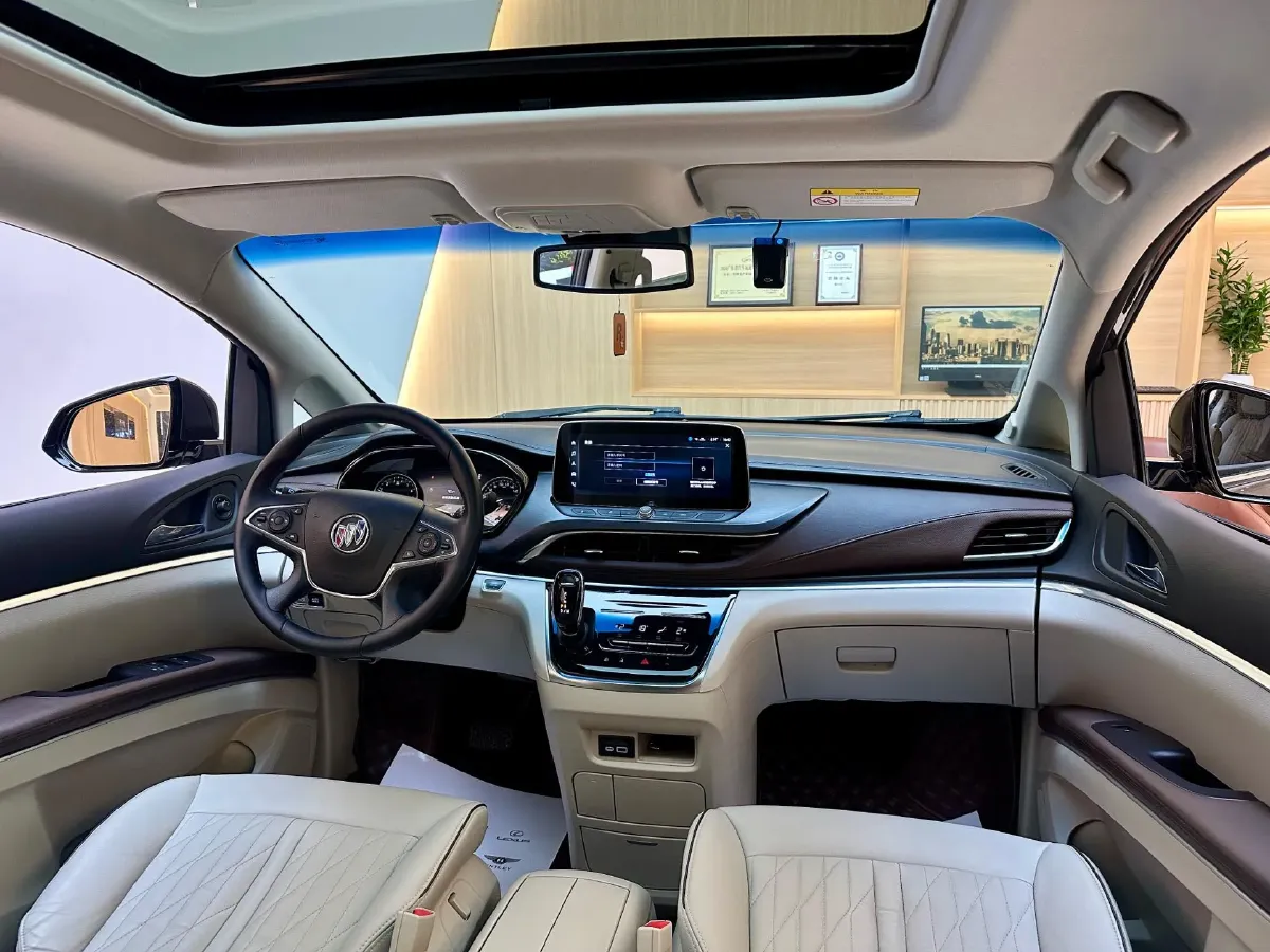 2022 Buick GL8 2.0T 237HP L4 9AT,autocango,china used car exporter,china ev exporter,chinese used car exporter,chinese used ev exporter