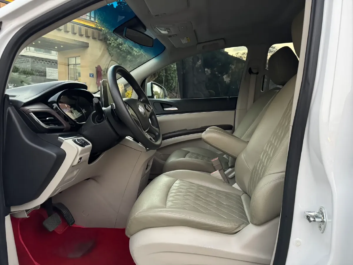 2021 Buick GL8 2.0T 237HP L4 9AT,autocango,china used car exporter,china ev exporter,chinese used car exporter,chinese used ev exporter