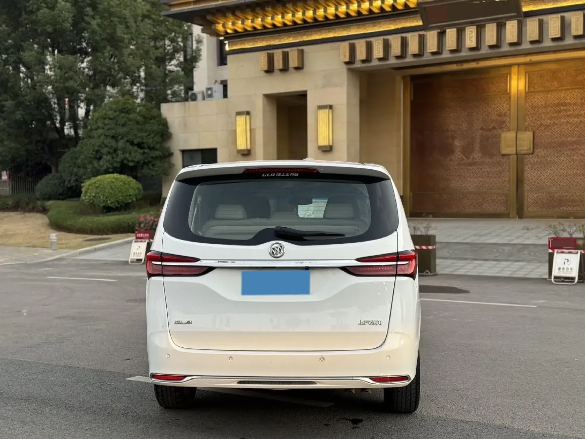 2021 Buick GL8 2.0T 237HP L4 9AT,autocango,china used car exporter,china ev exporter,chinese used car exporter,chinese used ev exporter