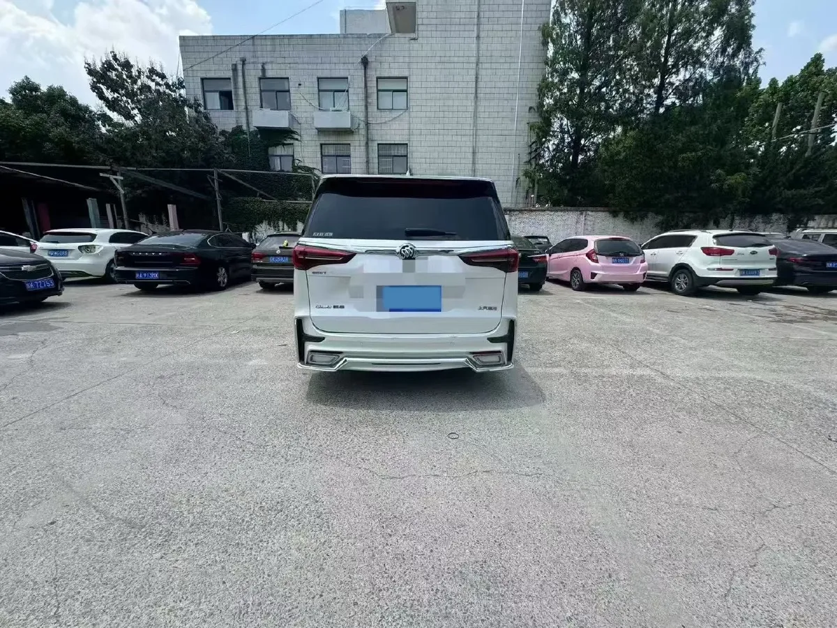 2021 Buick GL8 2.0T 237HP L4 9AT,autocango,china used car exporter,china ev exporter,chinese used car exporter,chinese used ev exporter