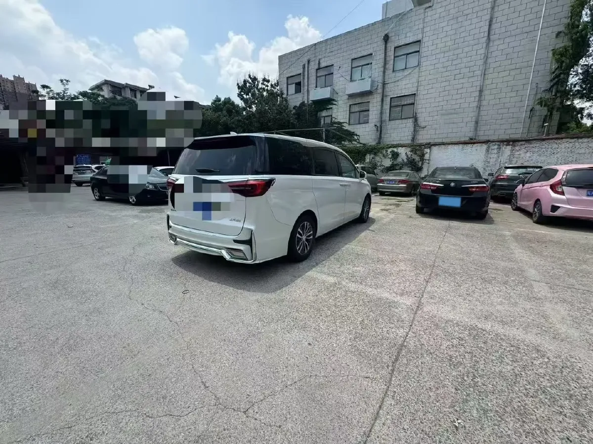 2021 Buick GL8 2.0T 237HP L4 9AT,autocango,china used car exporter,china ev exporter,chinese used car exporter,chinese used ev exporter