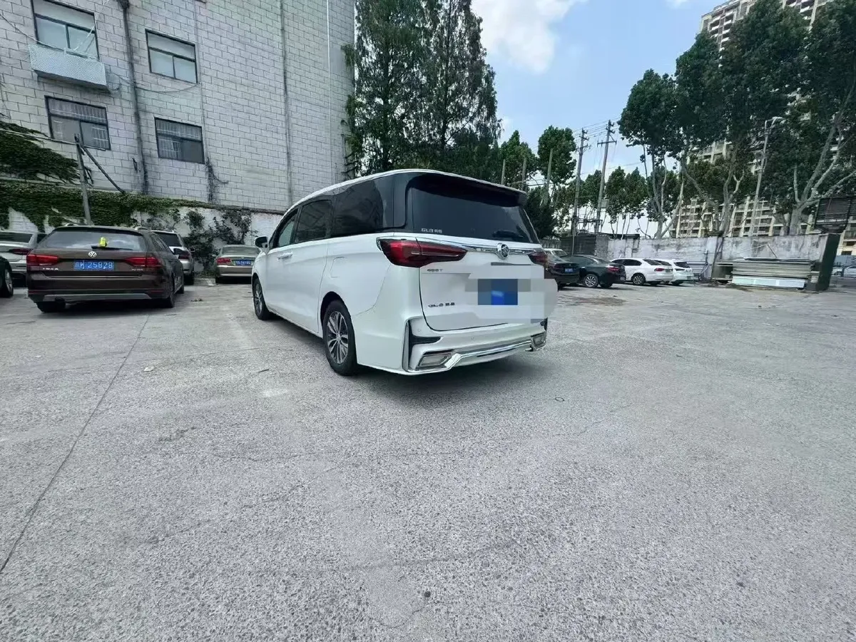 2021 Buick GL8 2.0T 237HP L4 9AT,autocango,china used car exporter,china ev exporter,chinese used car exporter,chinese used ev exporter