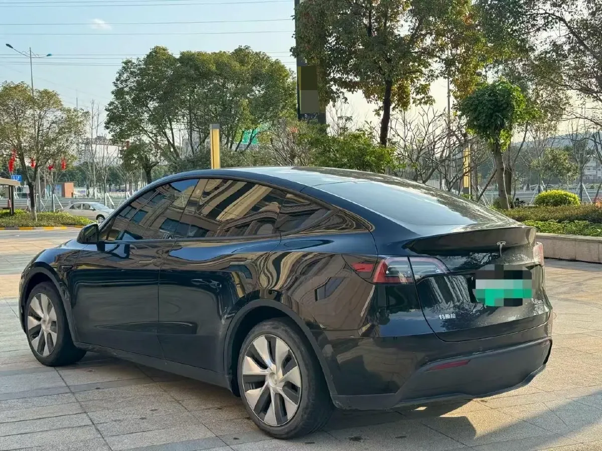 2022 Tesla Model Y BEV 60KWH,autocango,china used car exporter,china ev exporter,chinese used car exporter,chinese used ev exporter