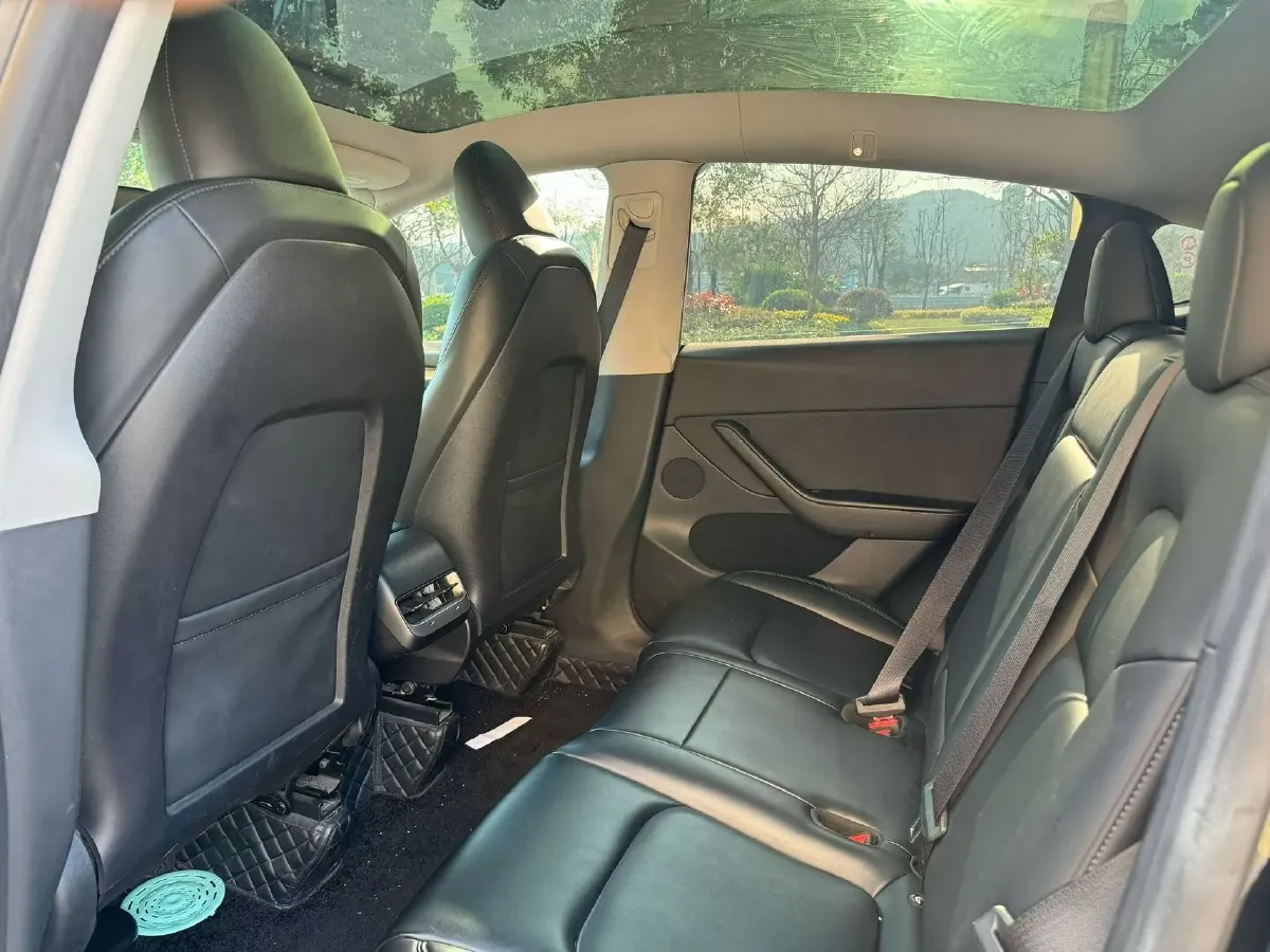 2022 Tesla Model Y BEV 60KWH,autocango,china used car exporter,china ev exporter,chinese used car exporter,chinese used ev exporter