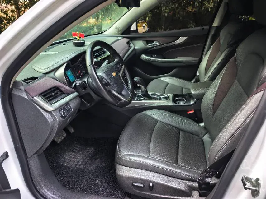 2018 Chevrolet Malibu 1.5T 170HP L4 6AT,autocango,china used car exporter,china ev exporter,chinese used car exporter,chinese used ev exporter