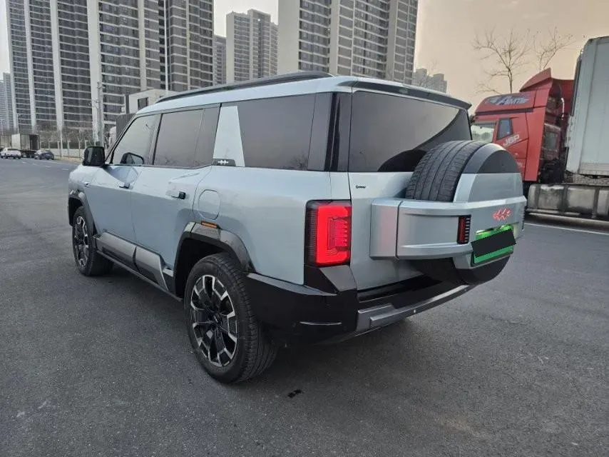 2025 FangChengBao Bao 8 2.0T 245HP L4 E-CVT PHEV 36.8KWH,autocango,china used car exporter,china ev exporter,chinese used car exporter,chinese used ev exporter
