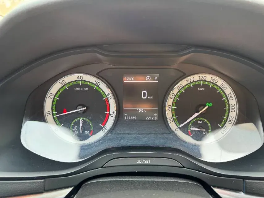 2018 Skoda Octavia 1.4T 150HP L4 7DCT,autocango,china used car exporter,china ev exporter,chinese used car exporter,chinese used ev exporter