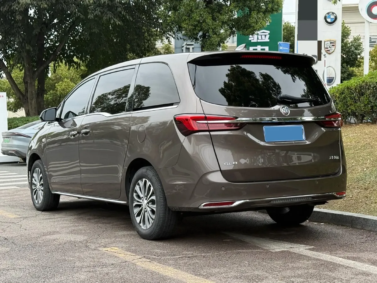 2023 Buick GL8 2.0T 237HP L4 9AT,autocango,china used car exporter,china ev exporter,chinese used car exporter,chinese used ev exporter