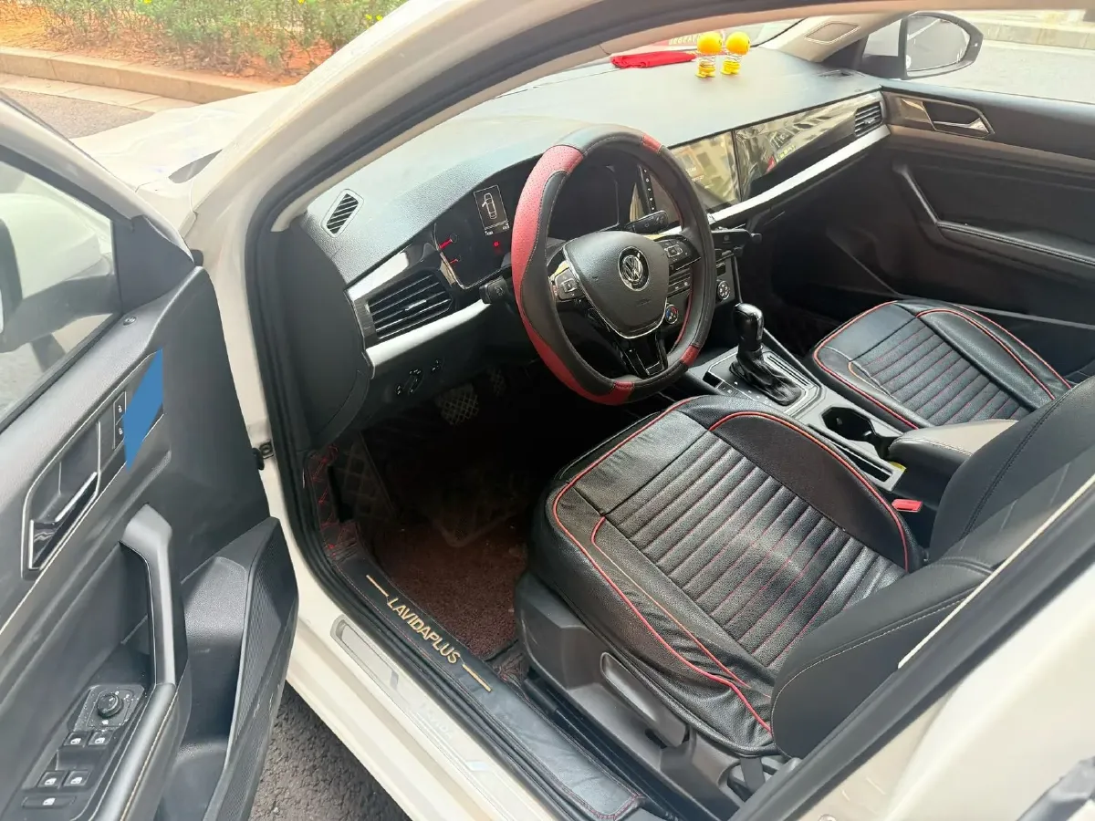 2018 Volkswagen Lavida 1.2T 116HP L4 7DCT,autocango,china used car exporter,china ev exporter,chinese used car exporter,chinese used ev exporter