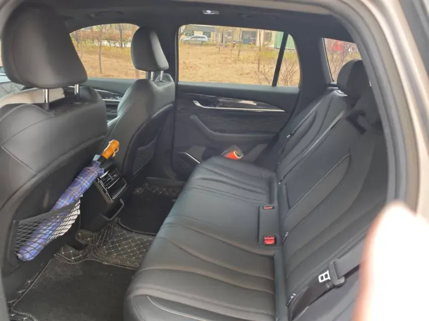 2024 Geely Monjaro 2.0T 218HP L4 7DCT,autocango,china used car exporter,china ev exporter,chinese used car exporter,chinese used ev exporter