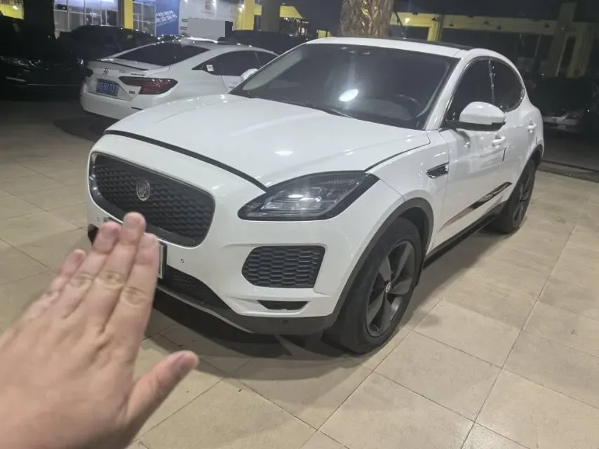 2018 Jaguar E-PACE 2.0T 249HP L4 9AT,autocango,china used car exporter,china ev exporter,chinese used car exporter,chinese used ev exporter